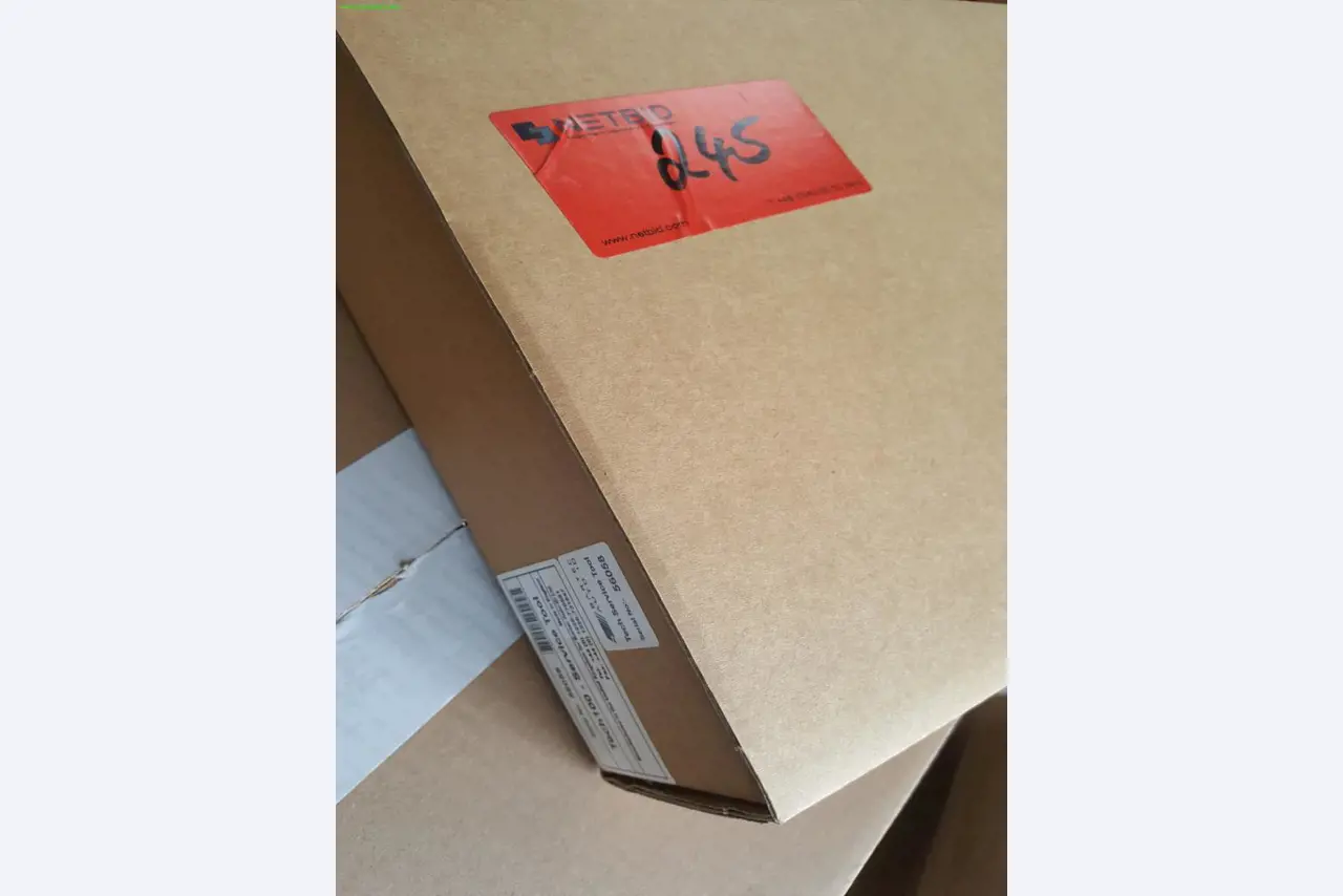 Máquinas, ferramentas, mercadorias / equipamento de oficina do ambiente<br> Comércio automóvel / serviço de pneus-8